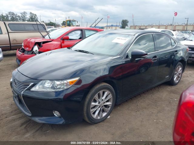 Photo 1 VIN: JTHBW1GG2F2095589 - LEXUS ES 300H 