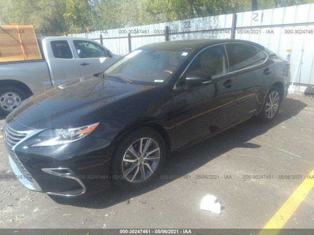 Photo 1 VIN: JTHBW1GG2G2114207 - LEXUS ES 300H 