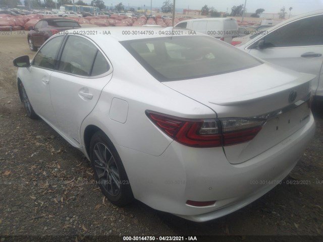 Photo 2 VIN: JTHBW1GG2H2138962 - LEXUS ES 