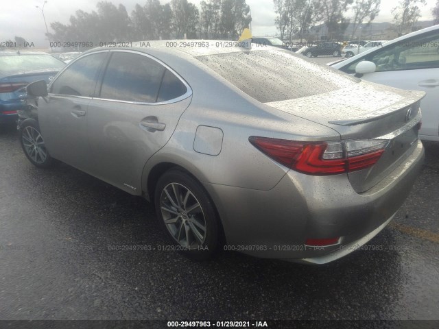 Photo 2 VIN: JTHBW1GG2J2174687 - LEXUS ES 