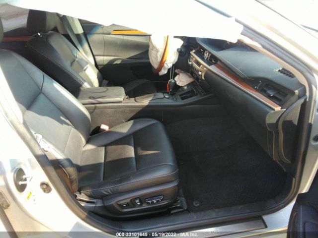 Photo 4 VIN: JTHBW1GG3D2005296 - LEXUS ES 300H 