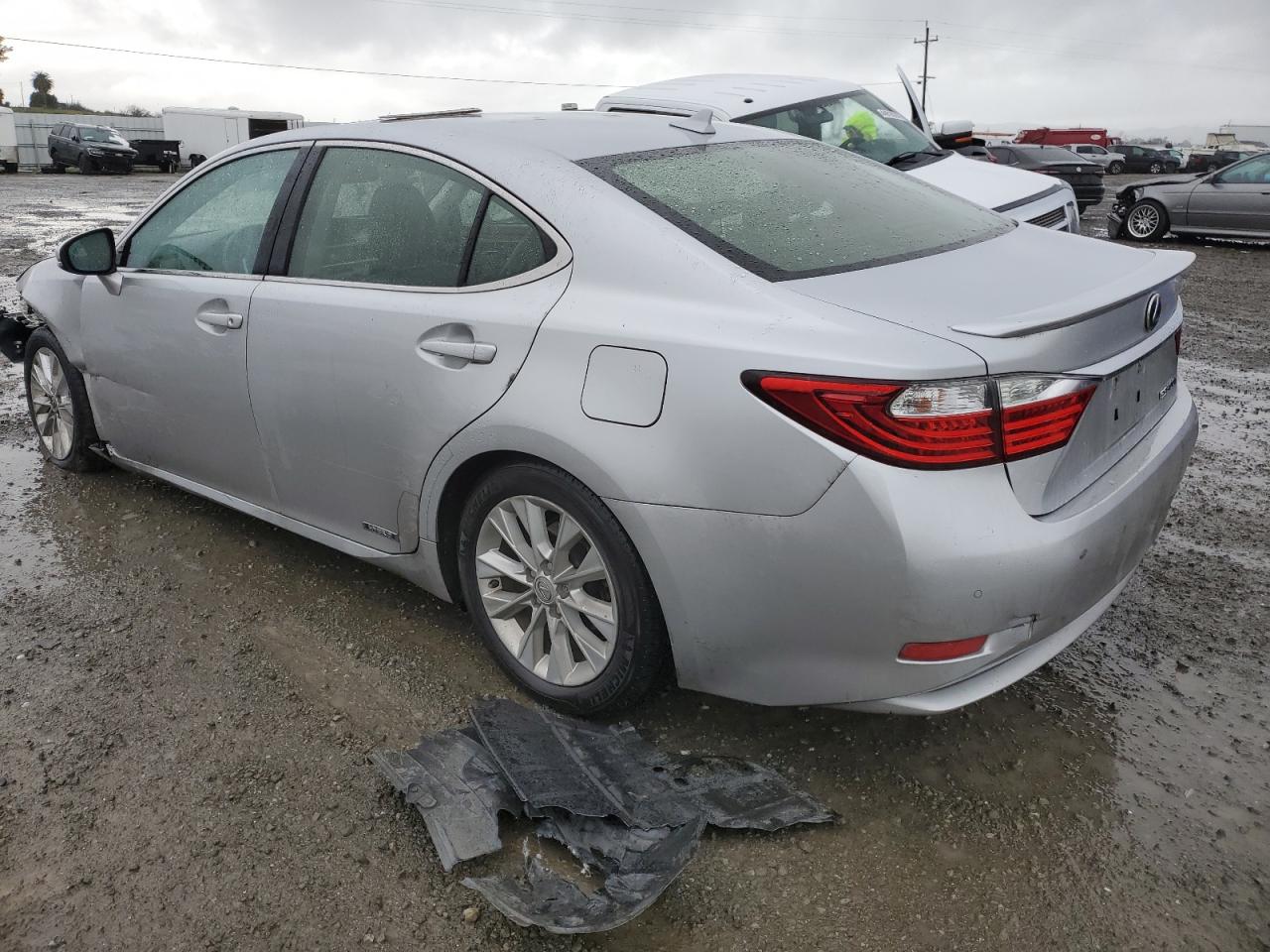 Photo 1 VIN: JTHBW1GG3D2013883 - LEXUS ES 