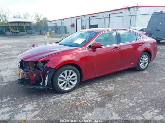 Photo 1 VIN: JTHBW1GG3D2022938 - LEXUS ES 300H 