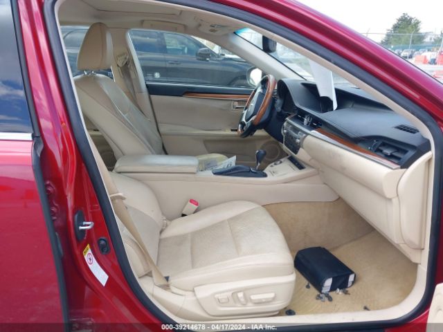 Photo 4 VIN: JTHBW1GG3D2022938 - LEXUS ES 300H 