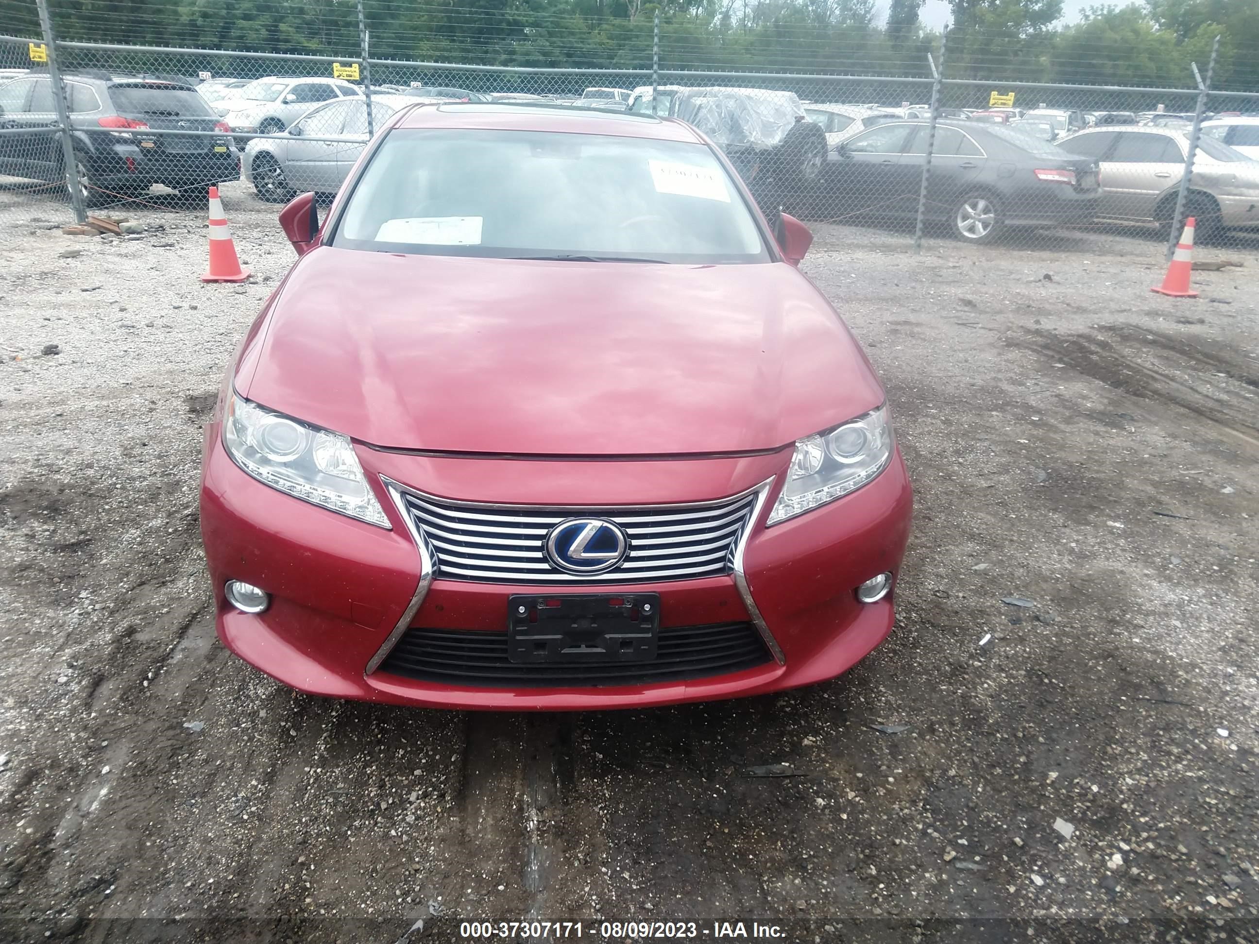 Photo 11 VIN: JTHBW1GG3D2028996 - LEXUS ES 300H 