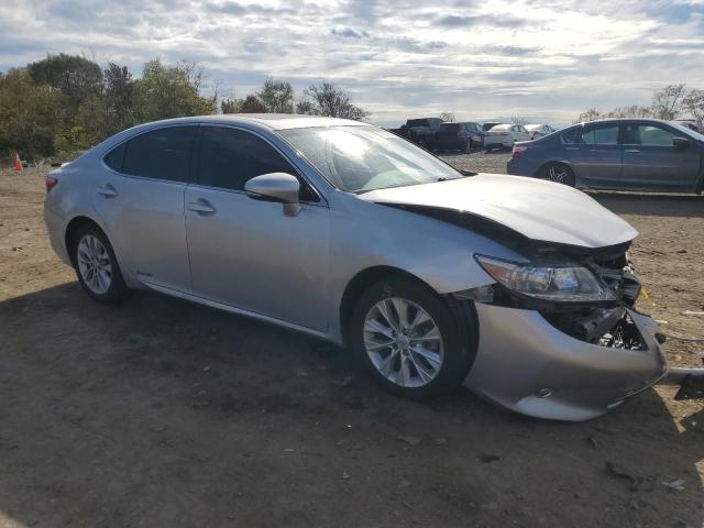 Photo 3 VIN: JTHBW1GG3D2038332 - LEXUS ES 300H 