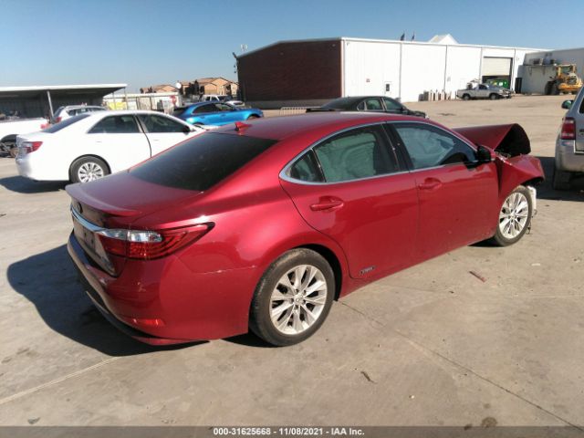 Photo 3 VIN: JTHBW1GG3E2049252 - LEXUS ES 300H 