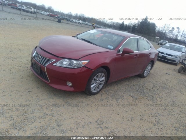 Photo 1 VIN: JTHBW1GG3E2062048 - LEXUS ES 300H 