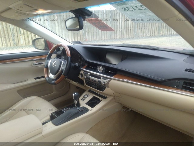 Photo 4 VIN: JTHBW1GG3E2062048 - LEXUS ES 300H 