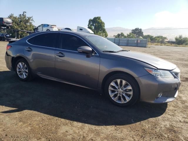 Photo 3 VIN: JTHBW1GG3E2076029 - LEXUS ES 300H 