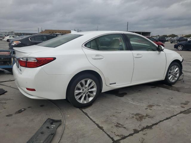 Photo 2 VIN: JTHBW1GG3F2078414 - LEXUS ES 300H 