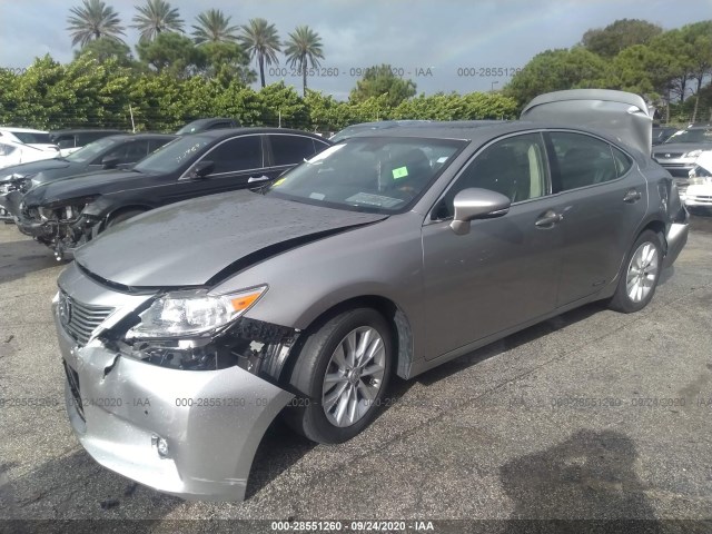 Photo 1 VIN: JTHBW1GG3F2091907 - LEXUS ES 300H 