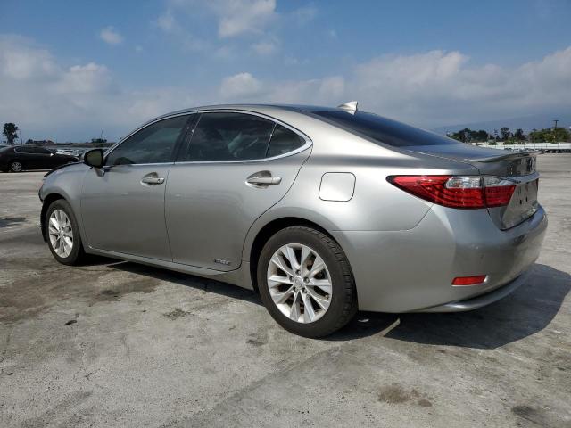 Photo 1 VIN: JTHBW1GG3F2092622 - LEXUS ES 300H 