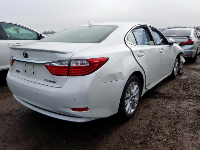 Photo 3 VIN: JTHBW1GG3F2094449 - LEXUS ES 300H 