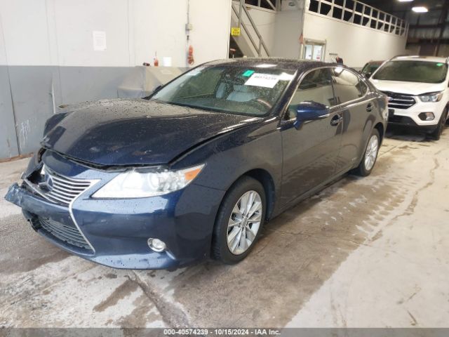 Photo 1 VIN: JTHBW1GG3F2096007 - LEXUS ES 