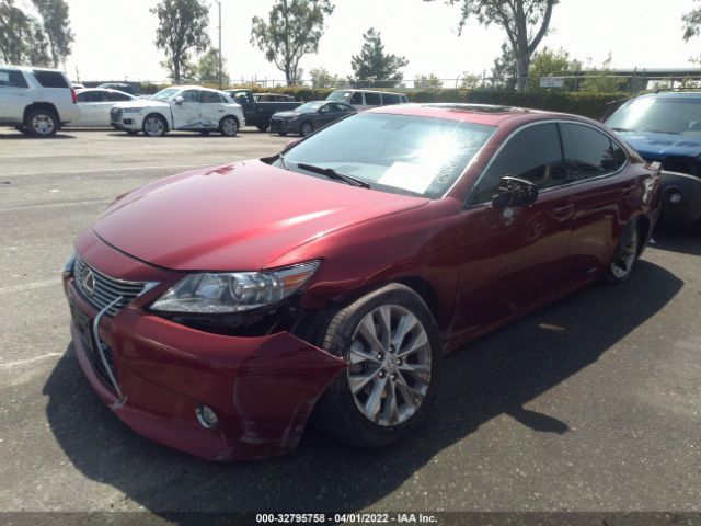 Photo 1 VIN: JTHBW1GG3F2100654 - LEXUS ES 300H 