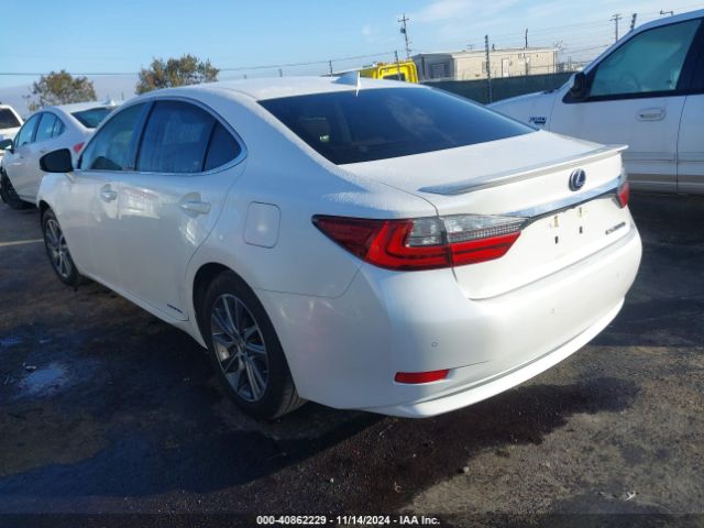 Photo 2 VIN: JTHBW1GG3G2120596 - LEXUS ES 