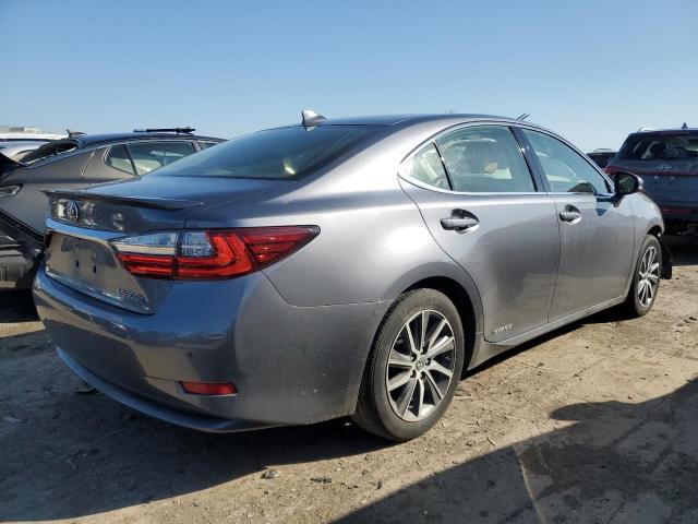 Photo 2 VIN: JTHBW1GG3J2170115 - LEXUS ES300 