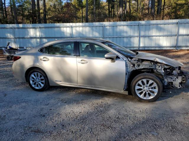 Photo 3 VIN: JTHBW1GG4E2065640 - LEXUS ES 300H 