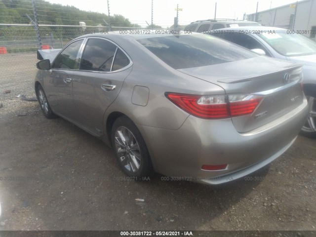 Photo 2 VIN: JTHBW1GG4F2079667 - LEXUS ES 300H 