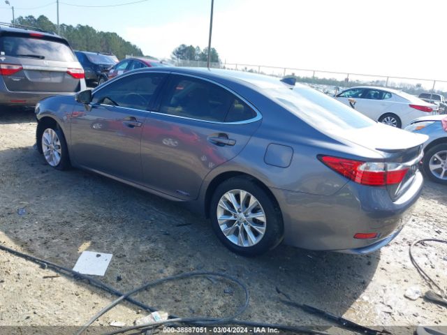 Photo 2 VIN: JTHBW1GG4F2094072 - LEXUS ES 300H 