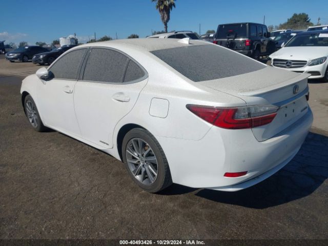 Photo 2 VIN: JTHBW1GG4H2141975 - LEXUS ES 