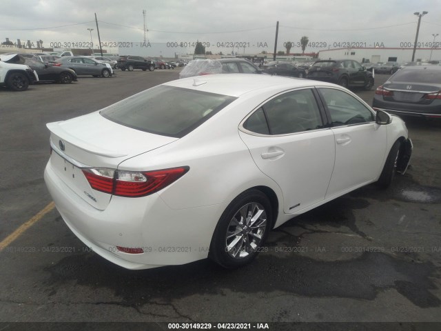 Photo 3 VIN: JTHBW1GG5D2018468 - LEXUS ES 300H 