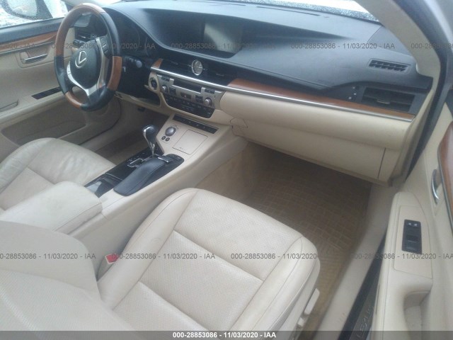 Photo 4 VIN: JTHBW1GG5D2035304 - LEXUS ES 300H 