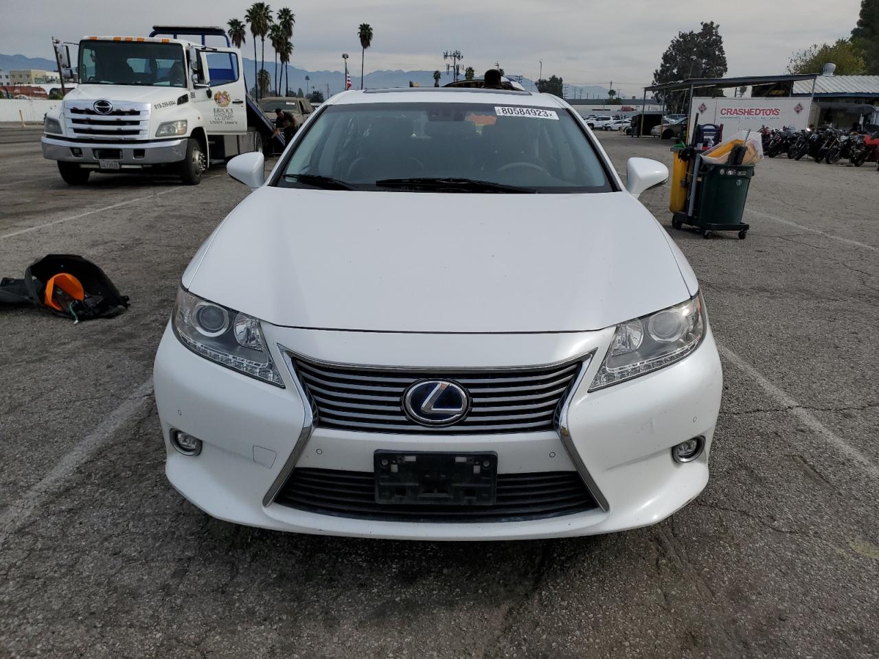 Photo 4 VIN: JTHBW1GG5E2073164 - LEXUS ES 