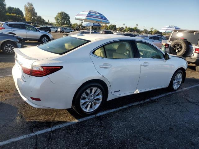 Photo 2 VIN: JTHBW1GG5F2085669 - LEXUS ES 300H 