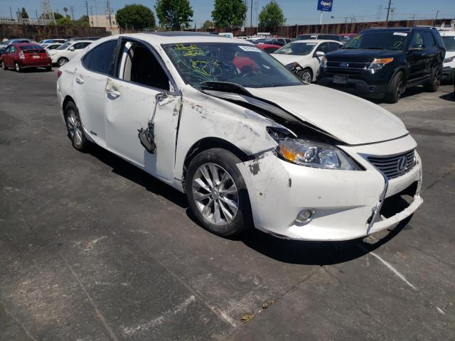 Photo 0 VIN: JTHBW1GG5F2090256 - LEXUS ES 300H 