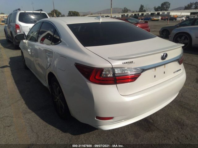 Photo 2 VIN: JTHBW1GG5G2112659 - LEXUS ES 300H 