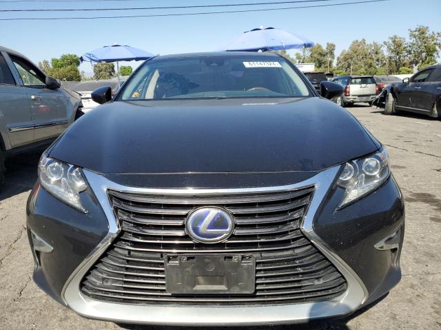 Photo 4 VIN: JTHBW1GG5J2193895 - LEXUS ES300 