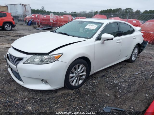 Photo 1 VIN: JTHBW1GG6D2009858 - LEXUS ES 300H 