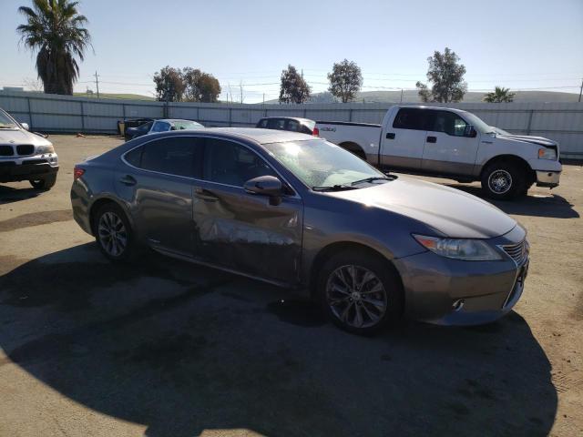 Photo 3 VIN: JTHBW1GG6E2049391 - LEXUS ES300 