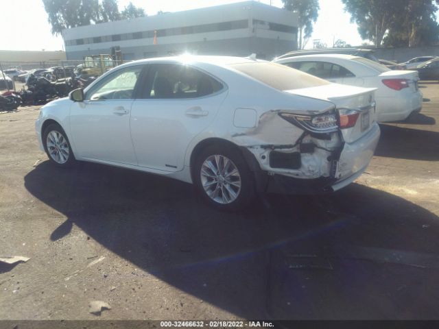 Photo 2 VIN: JTHBW1GG6E2052193 - LEXUS ES 300H 