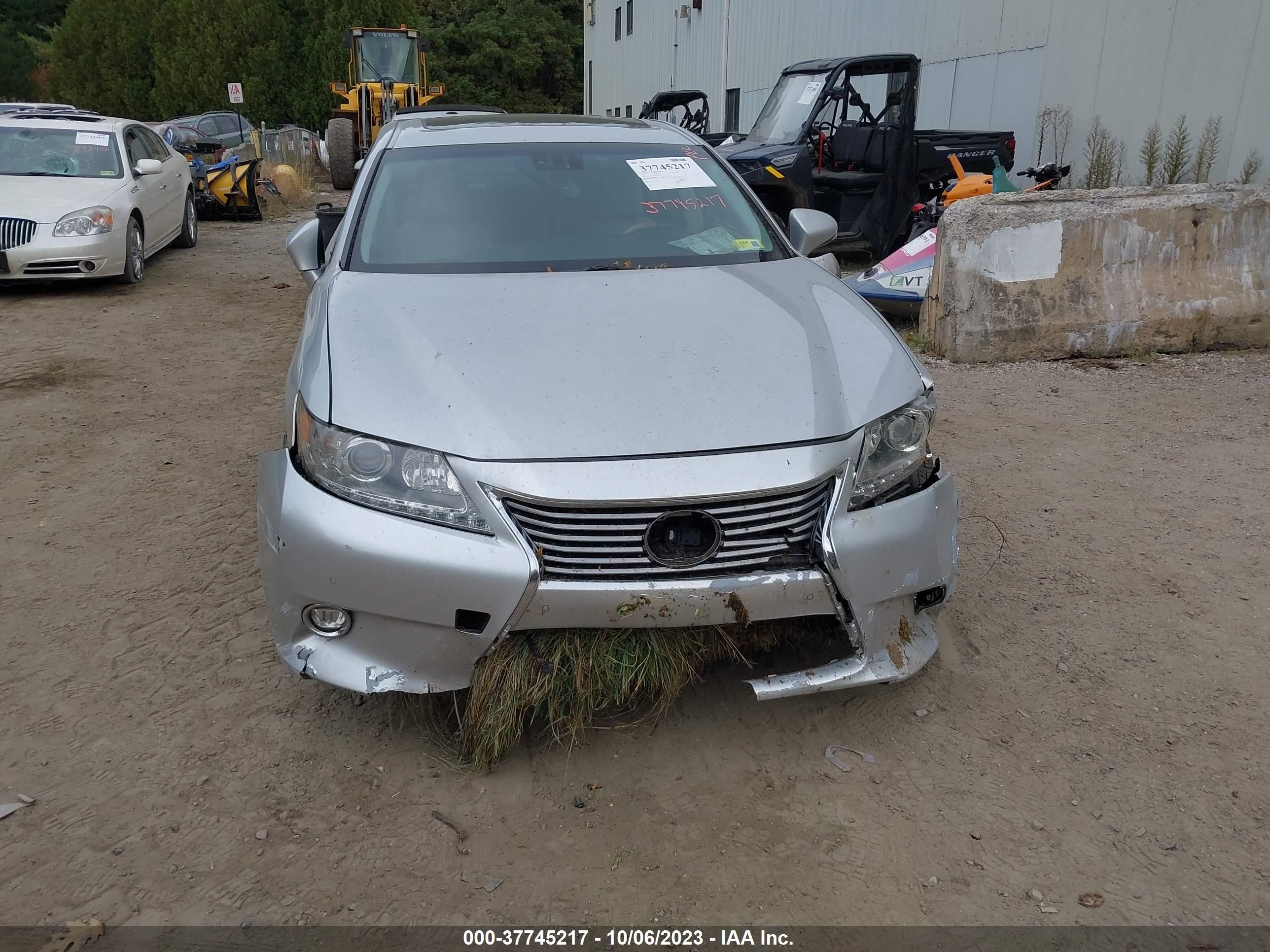 Photo 5 VIN: JTHBW1GG6E2056857 - LEXUS ES 