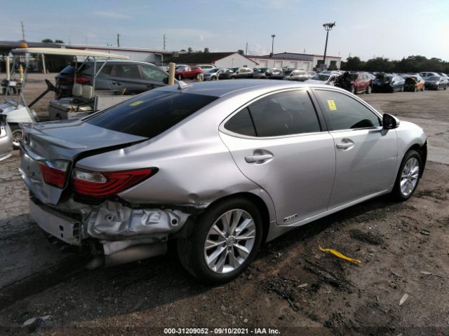 Photo 3 VIN: JTHBW1GG6E2070550 - LEXUS ES 300H 