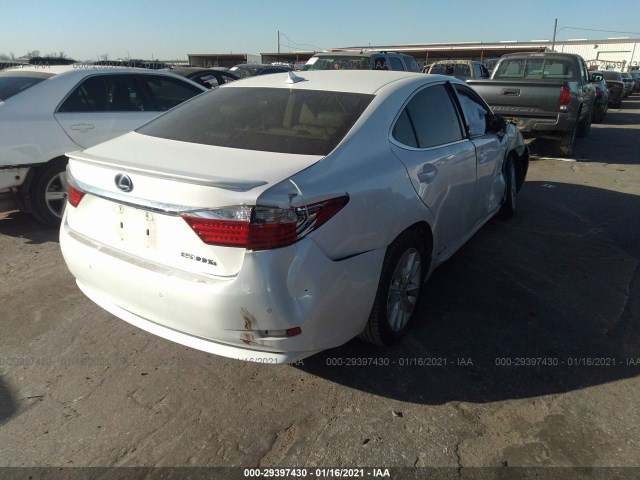 Photo 3 VIN: JTHBW1GG6E2074646 - LEXUS ES 300H 