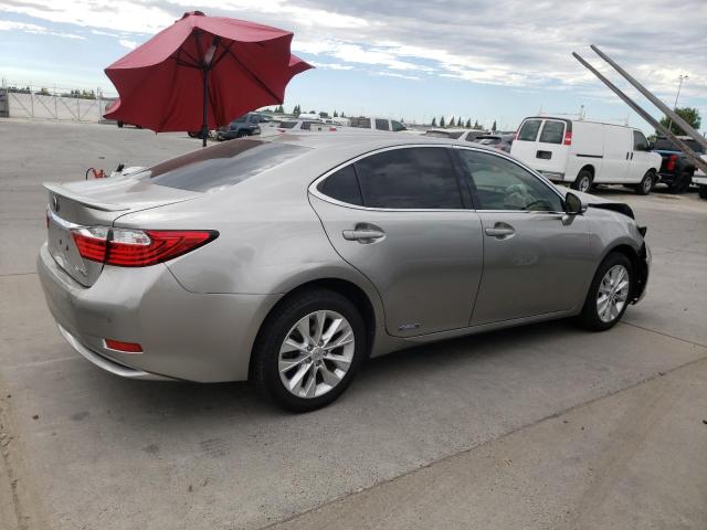 Photo 2 VIN: JTHBW1GG6F2088774 - LEXUS ES 300H 