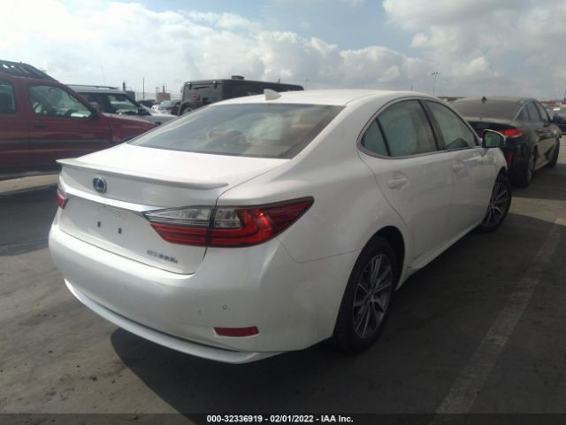 Photo 3 VIN: JTHBW1GG6G2122715 - LEXUS ES 300H 