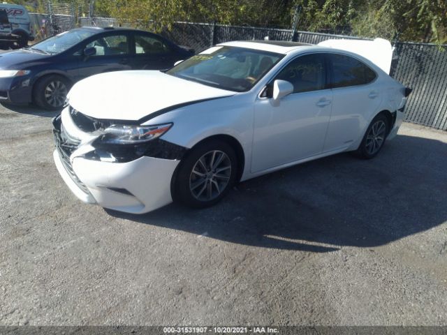 Photo 1 VIN: JTHBW1GG6J2190391 - LEXUS ES 