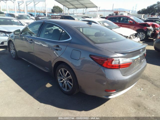 Photo 2 VIN: JTHBW1GG6J2193825 - LEXUS ES 