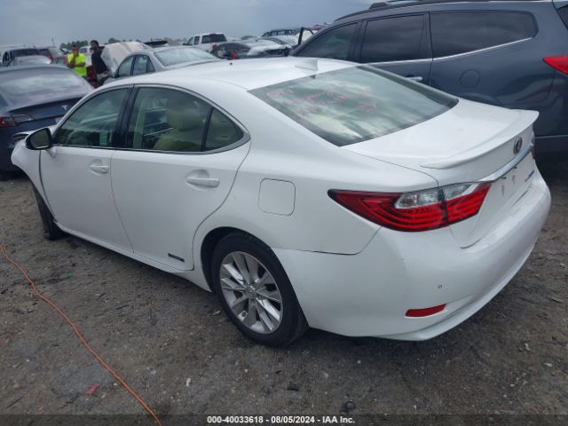 Photo 2 VIN: JTHBW1GG7F2097788 - LEXUS ES 