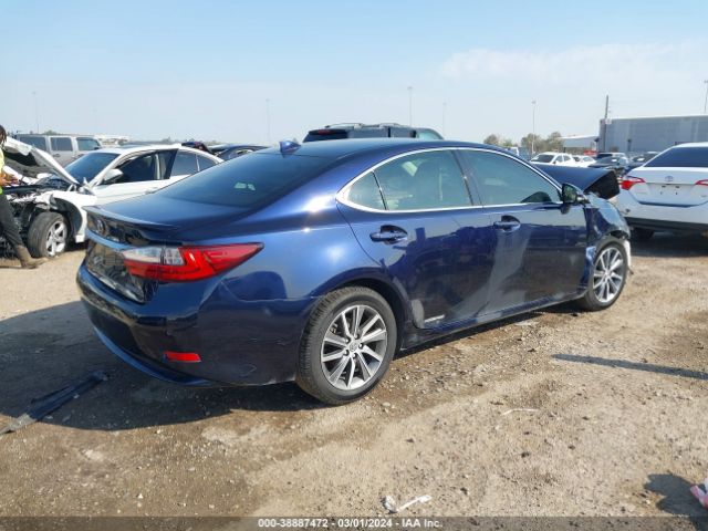 Photo 3 VIN: JTHBW1GG7G2118866 - LEXUS ES 300H 