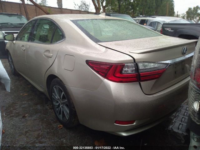 Photo 2 VIN: JTHBW1GG7H2139458 - LEXUS ES 