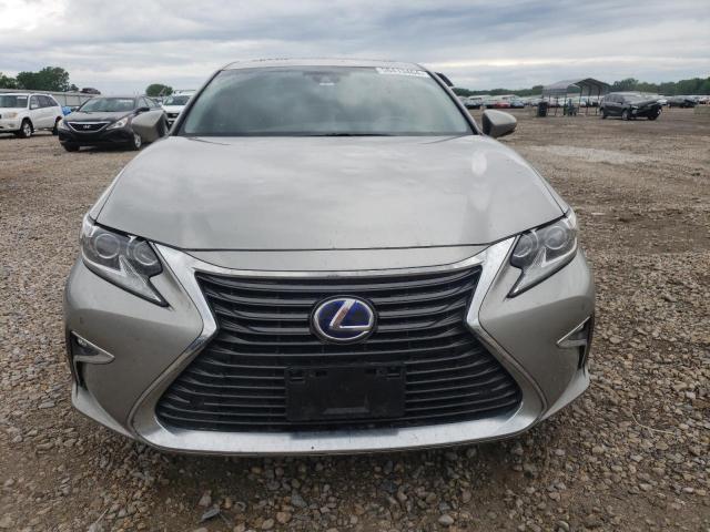 Photo 4 VIN: JTHBW1GG7J2170909 - LEXUS ES300 