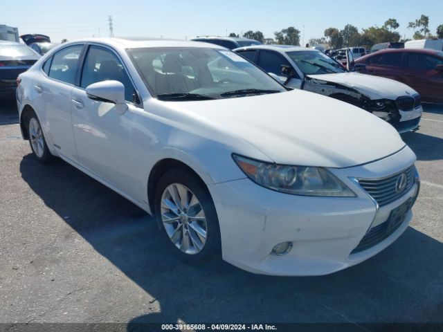 Photo 0 VIN: JTHBW1GG8D2002670 - LEXUS ES 300H 