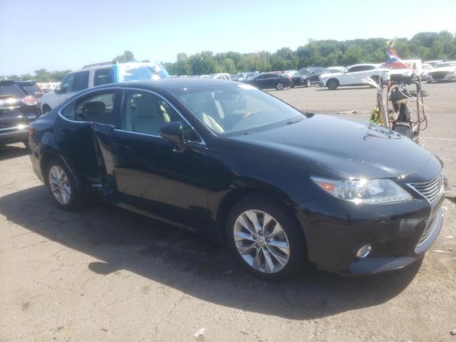 Photo 3 VIN: JTHBW1GG8D2009070 - LEXUS ES 300H 