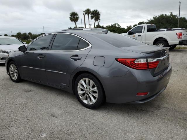 Photo 1 VIN: JTHBW1GG8D2010218 - LEXUS ES 300H 